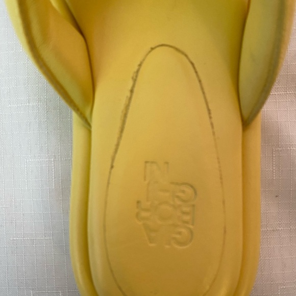 Gia Borghini Women's Yellow Leather Thong Slide Sandals Size US 9/ EU 39 $475 - Picture 15 of 16